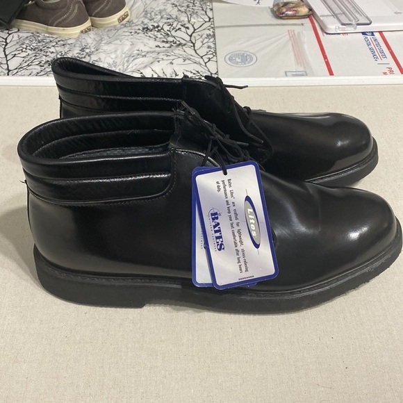 Men’s Bates Uniform footwear - Picture 2 of 8